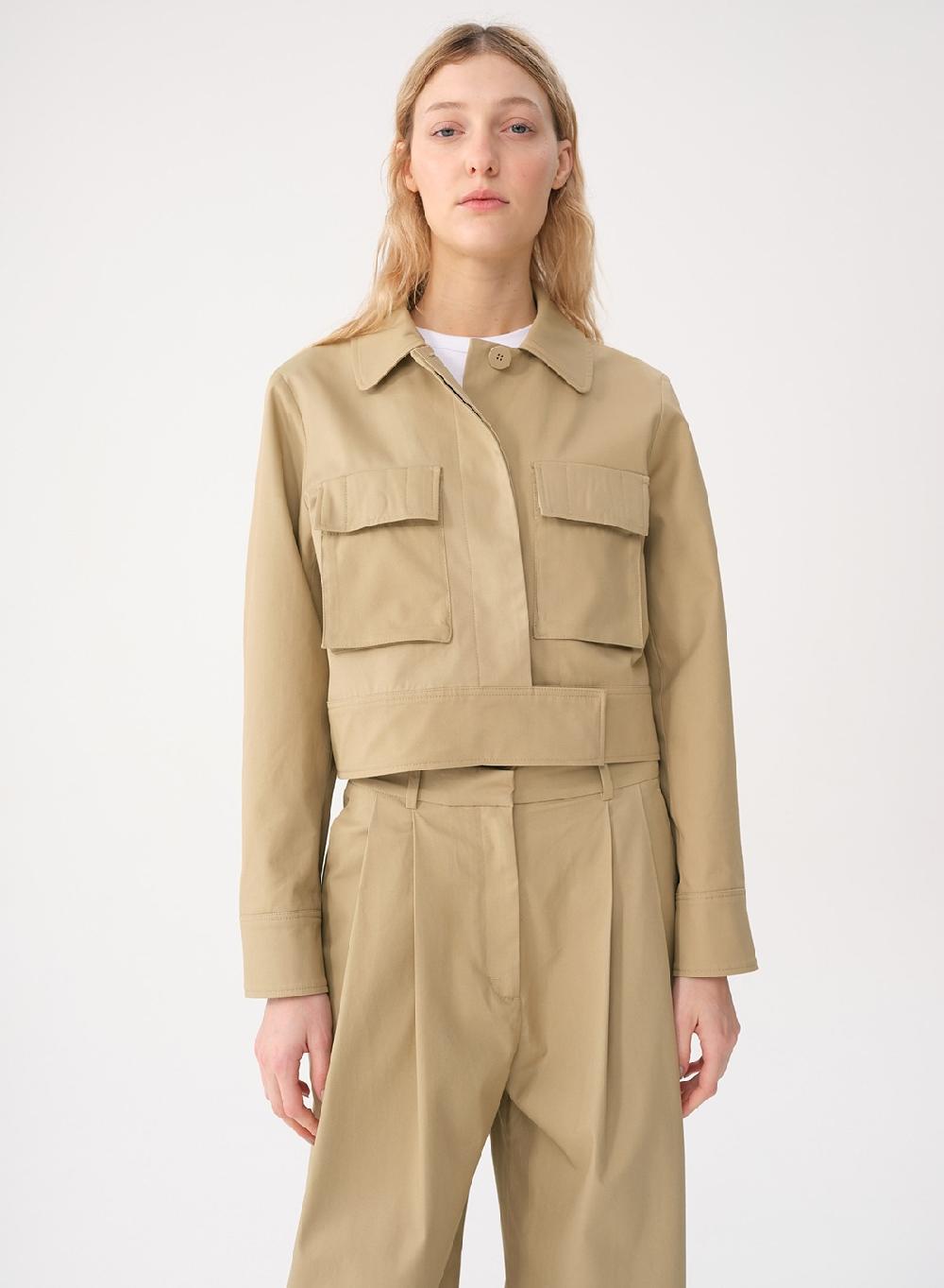 Etiqueta negra CAMPERA BOLSILLOS GABARDINA