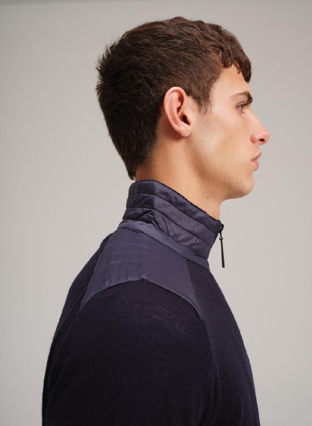 Etiqueta Negra Campera Con Cierre Hombreras Merino