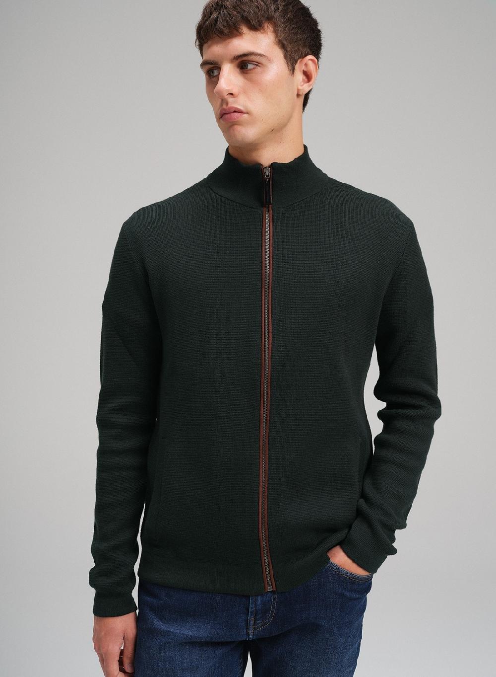 Etiqueta Negra Campera Ottoman