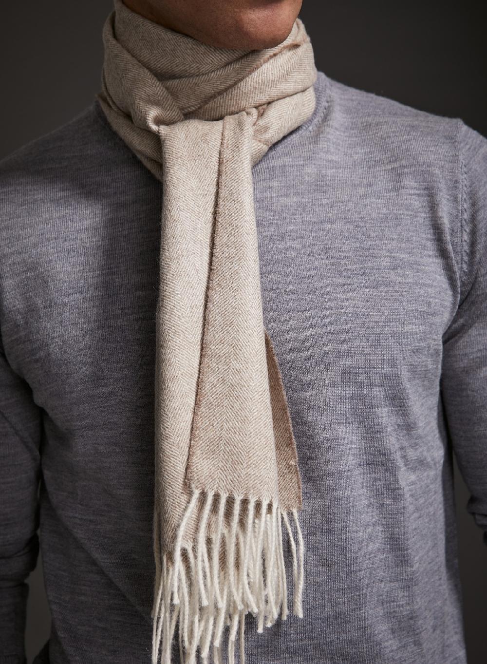 Etiqueta Negra Chalina Baby Alpaca Espiga