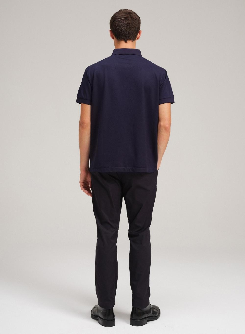 Etiqueta Negra Chomba Cartera Tapada Pique Tech