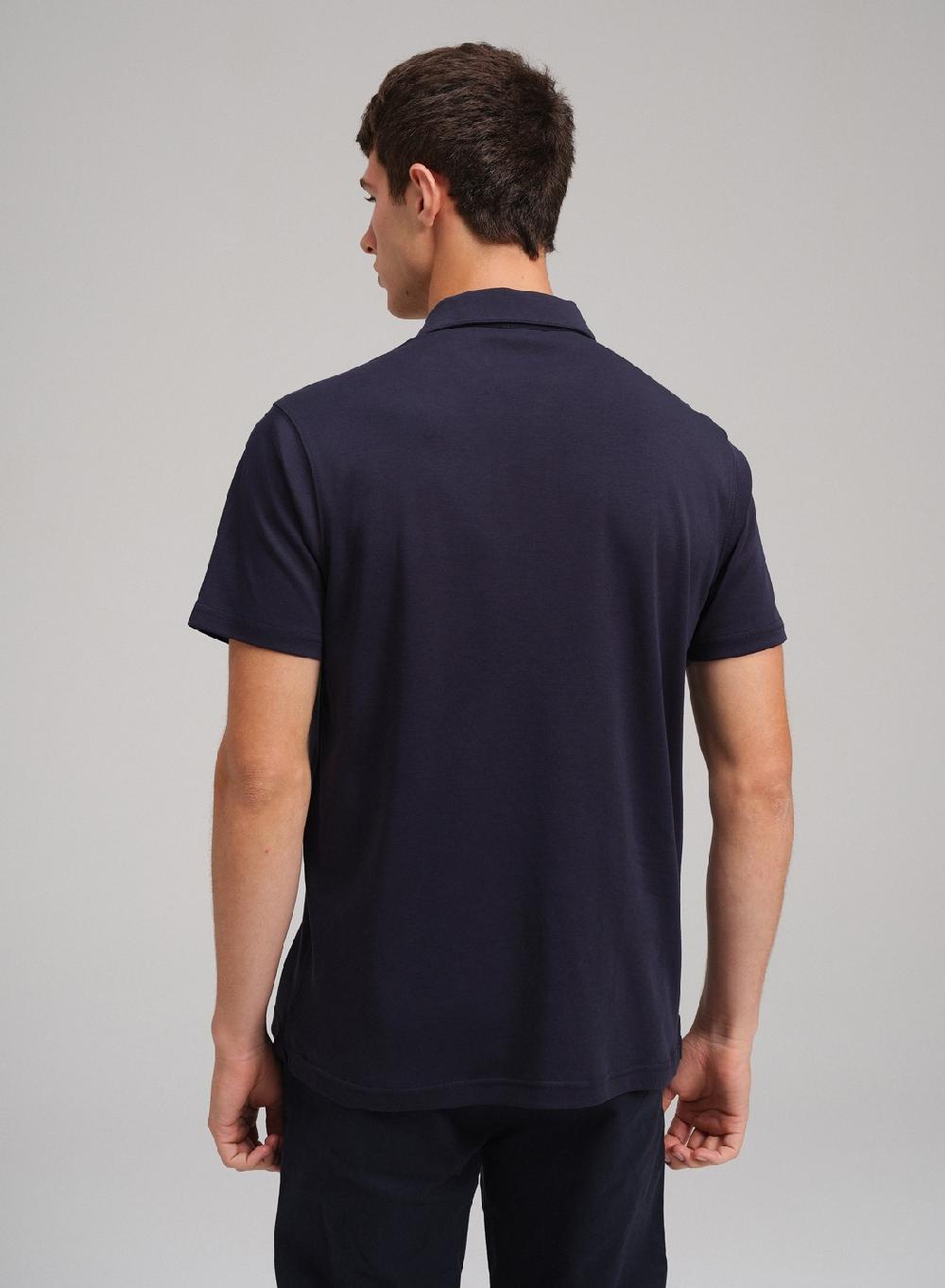 Etiqueta Negra Chomba Cierre Liquid Cotton