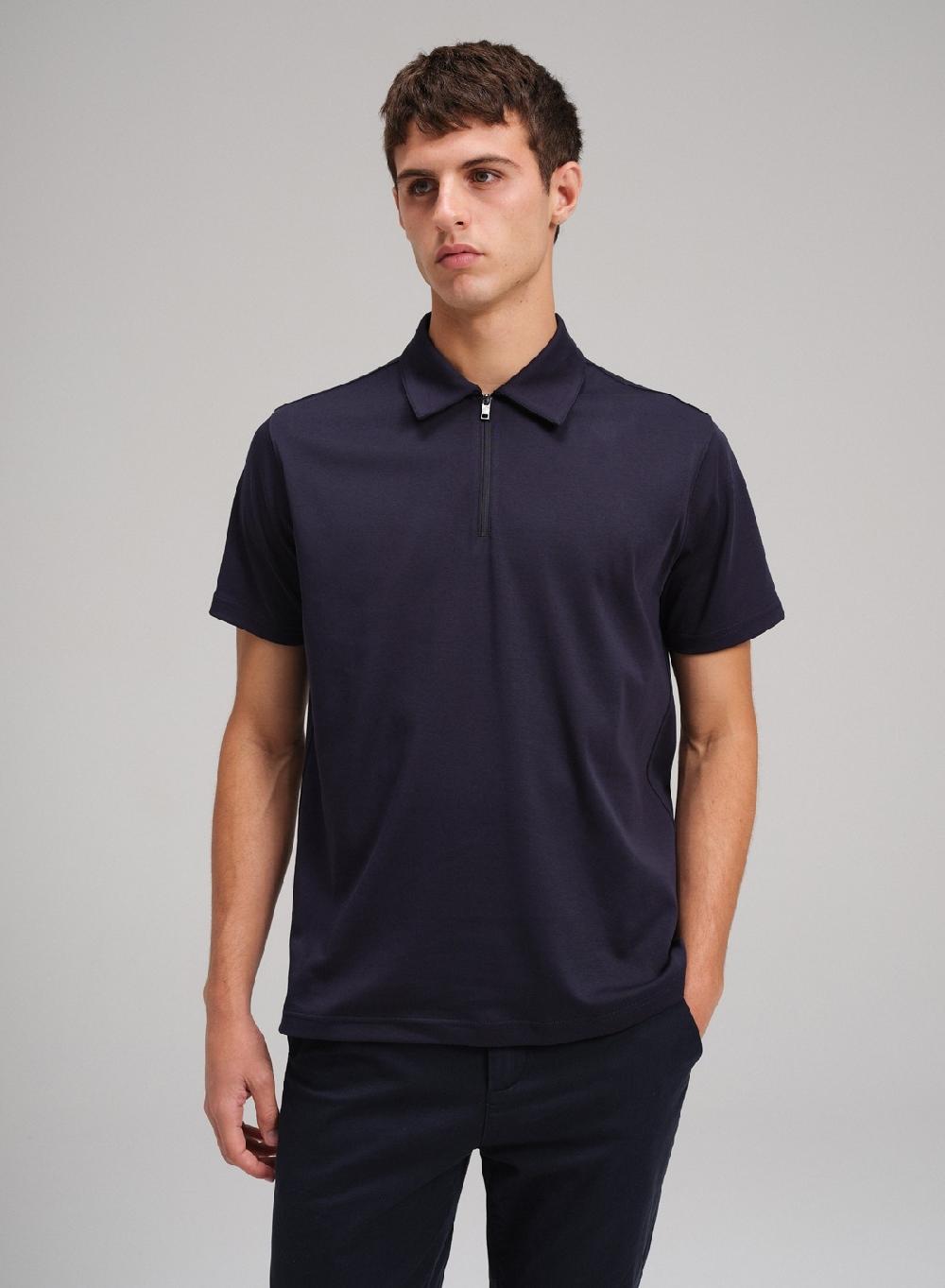 Etiqueta Negra Chomba Cierre Liquid Cotton