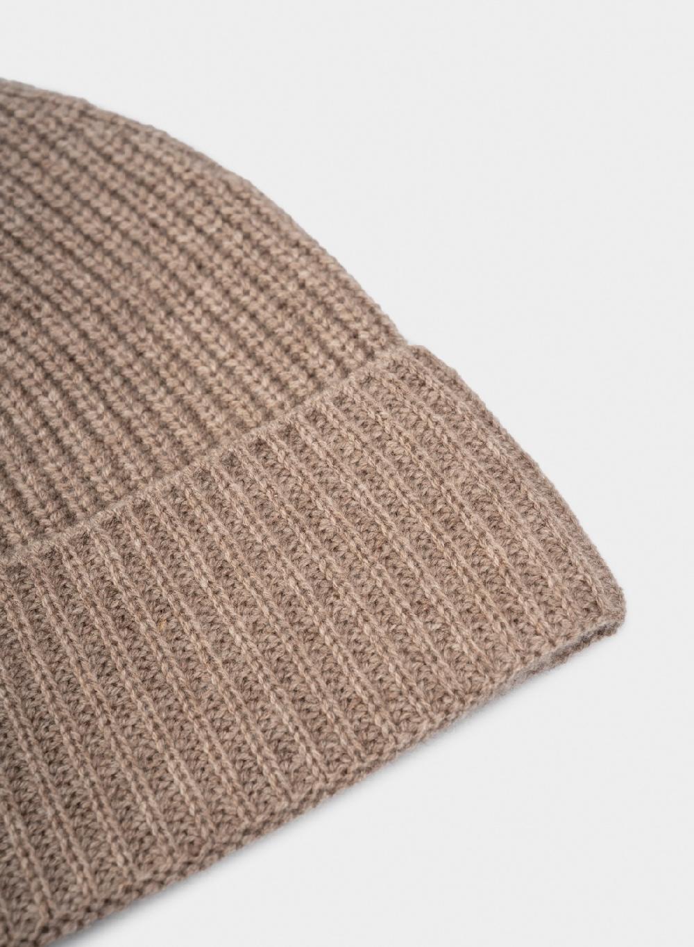 Etiqueta Negra Gorro Tejido