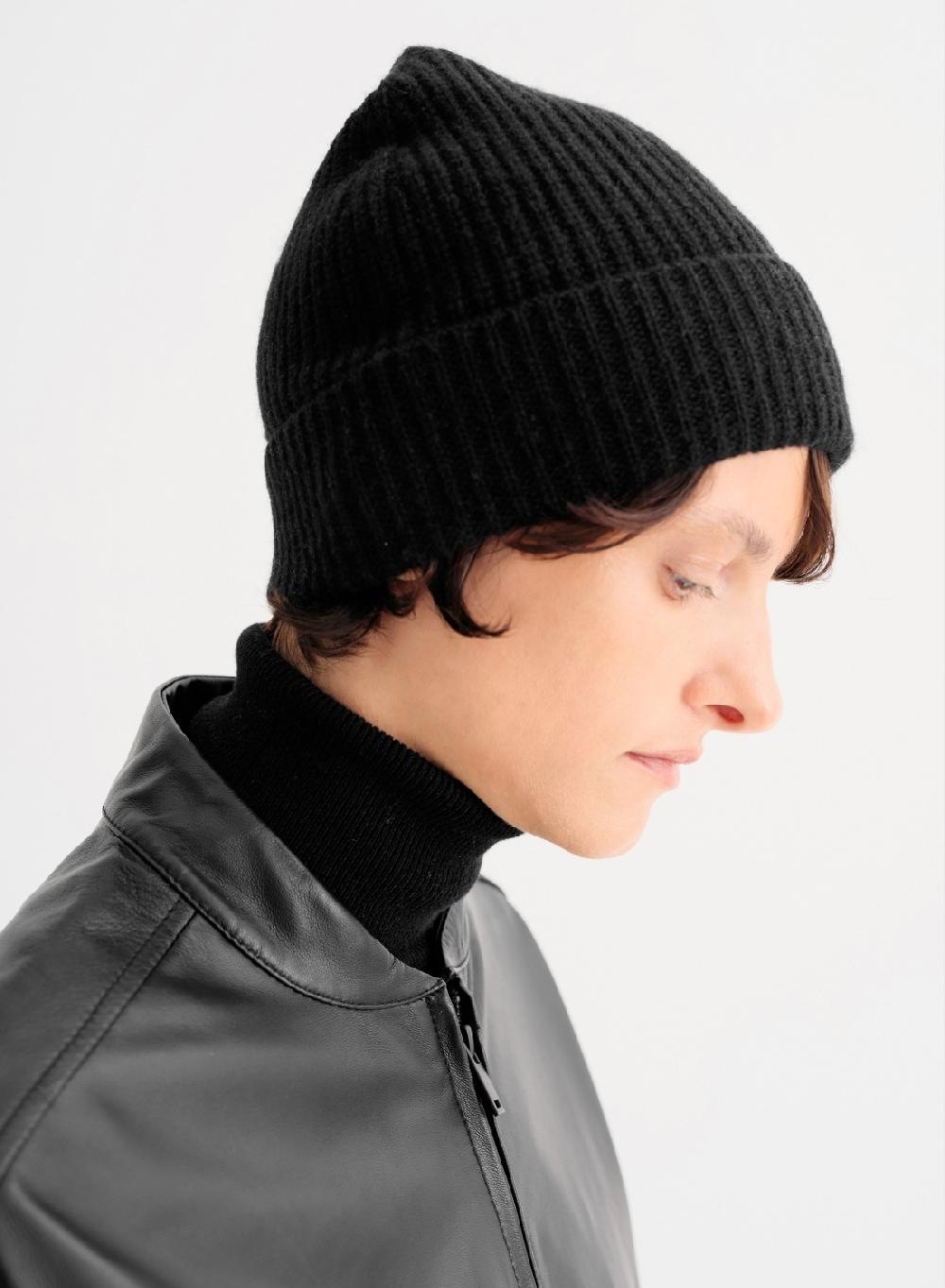 Etiqueta negra Gorro tejido