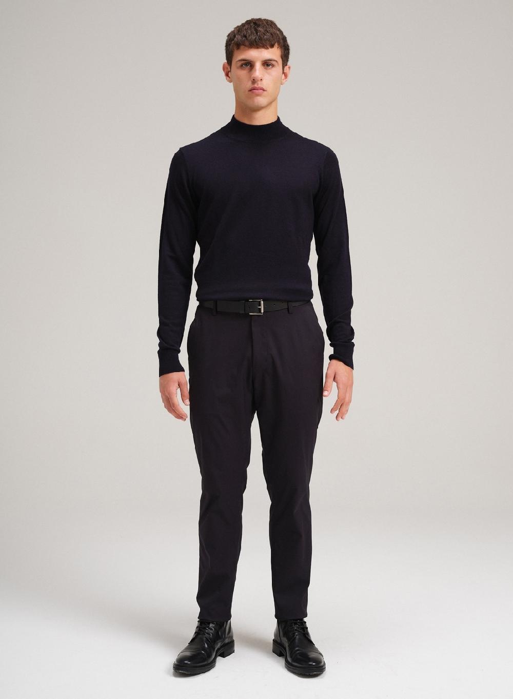 Etiqueta negra Media polera merino