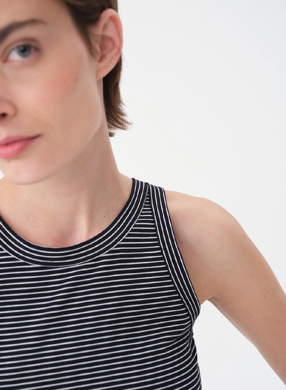 Etiqueta Negra MUSCULOSA RAYADA ALGODON LYCRA