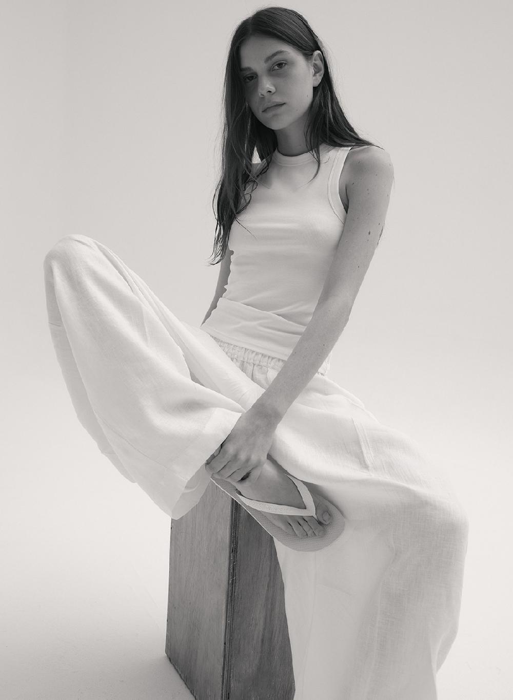 Etiqueta Negra Pantalon Babucha Lino