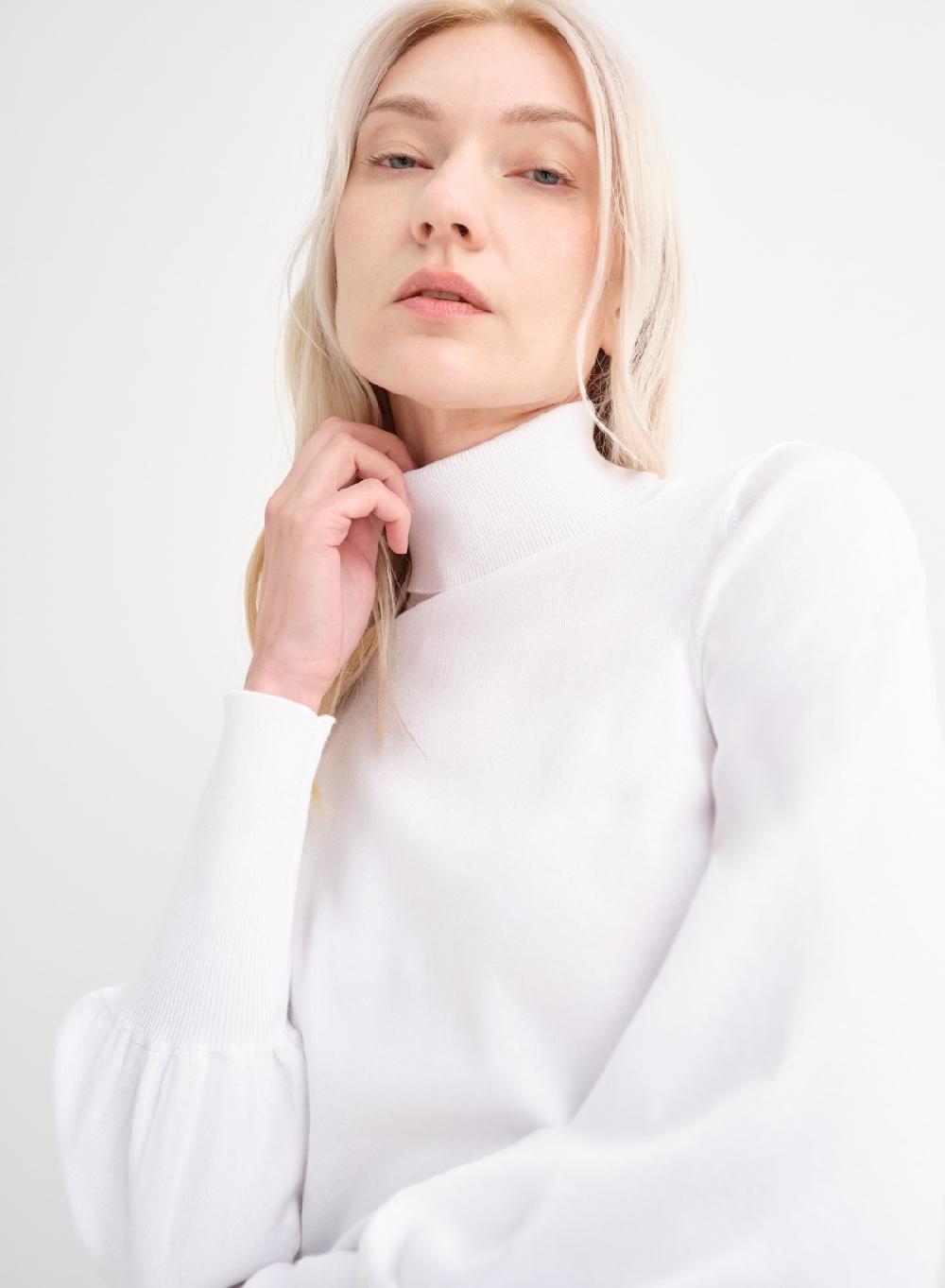 Etiqueta negra Polera manga balloon