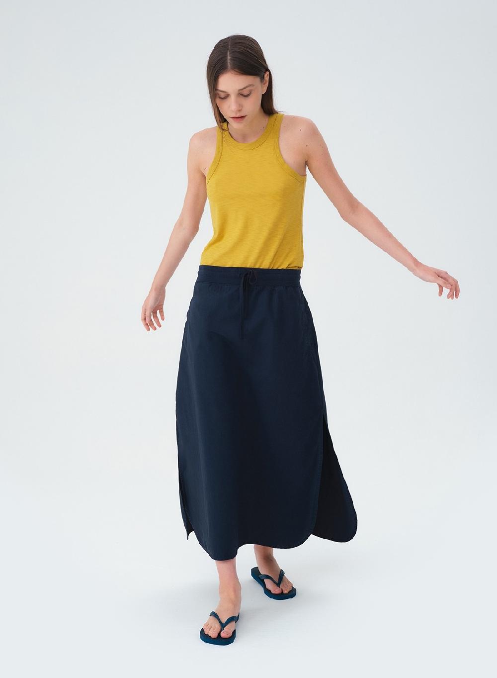 Etiqueta Negra Pollera Combinada