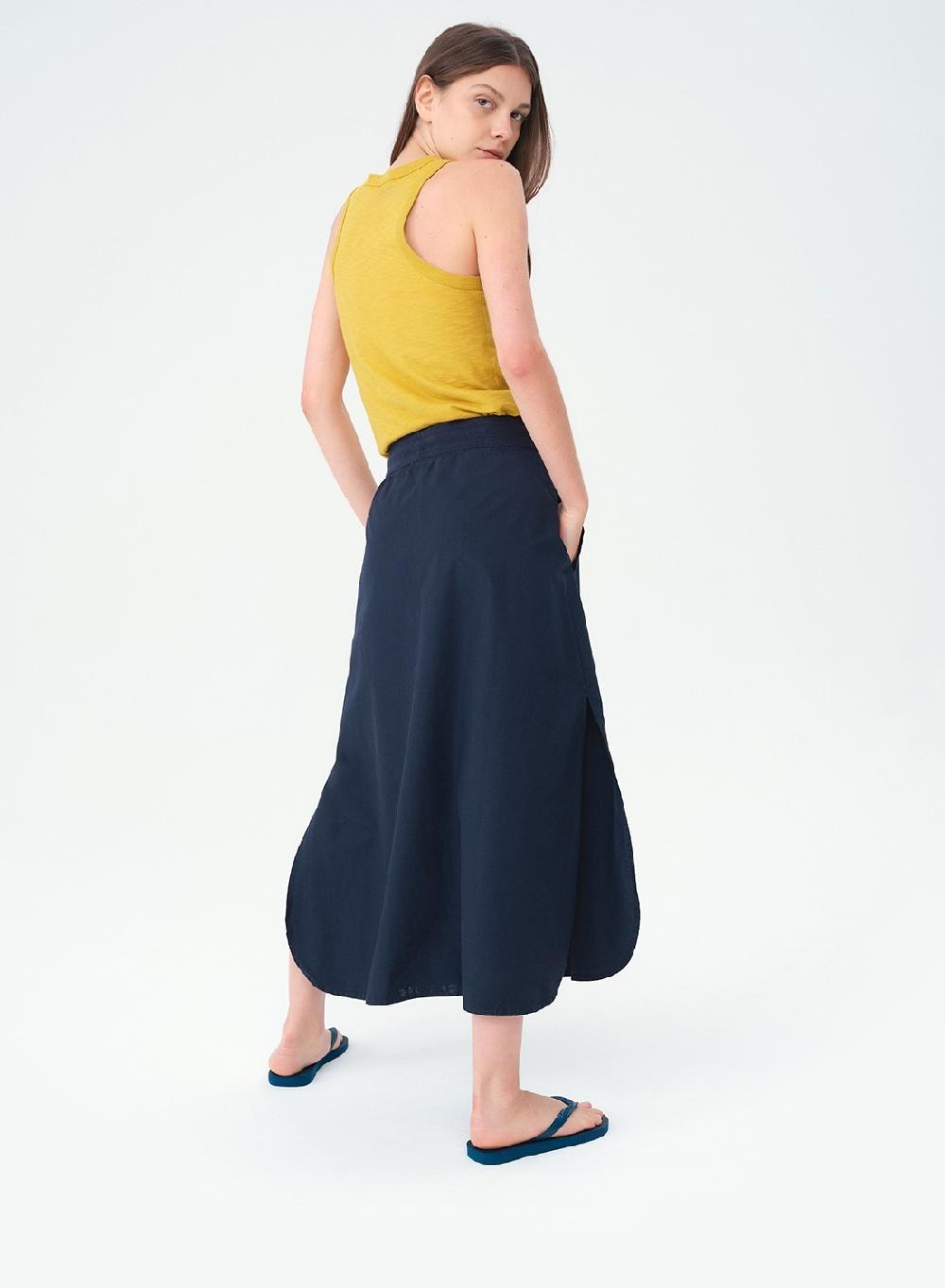 Etiqueta Negra Pollera Combinada