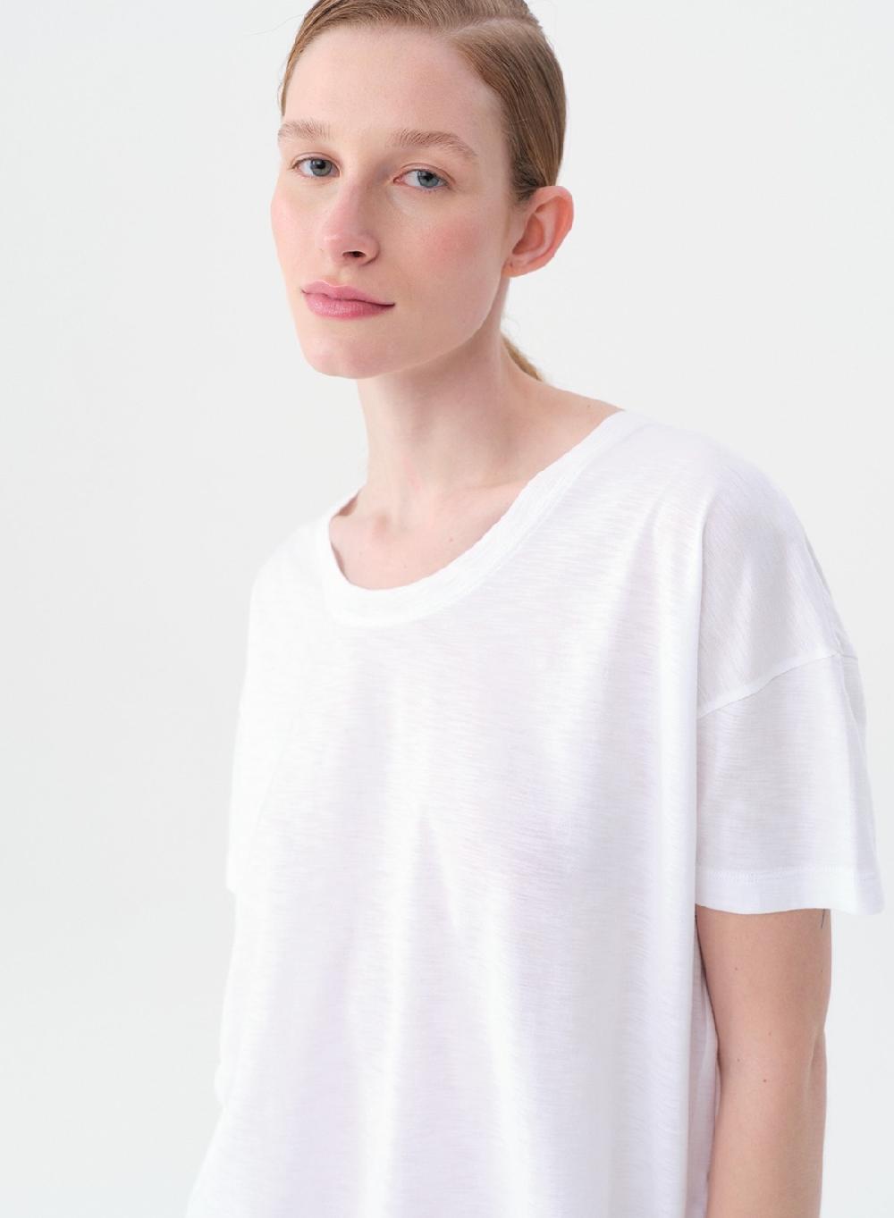 Etiqueta negra Remera amplia flame