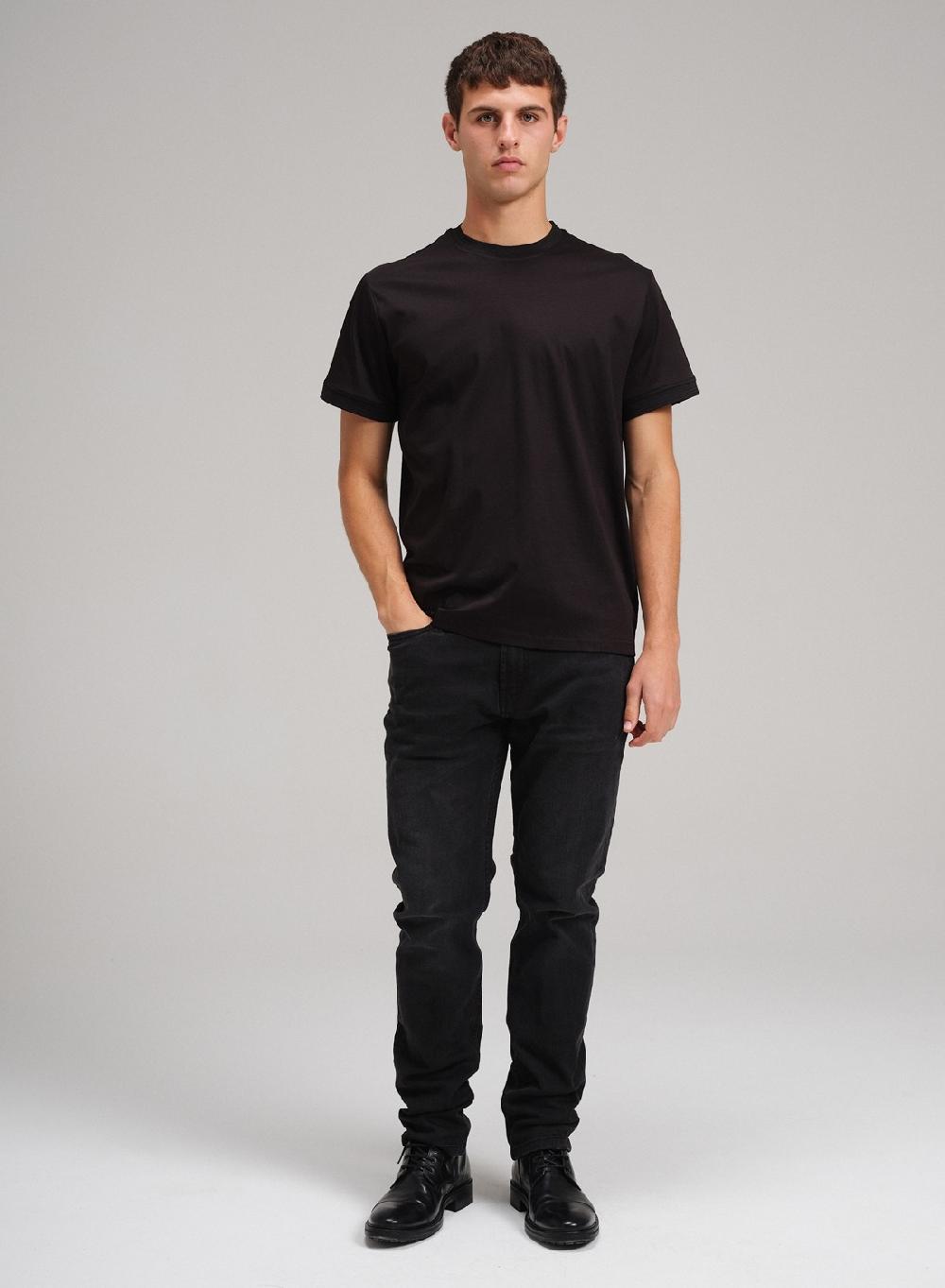 Etiqueta Negra Remera Cuello U Algodon Seda