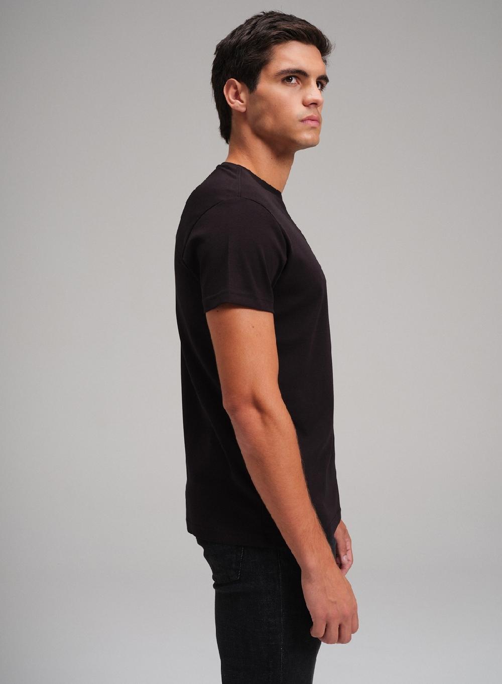 Etiqueta Negra Remera Cuello U Liquid Cotton