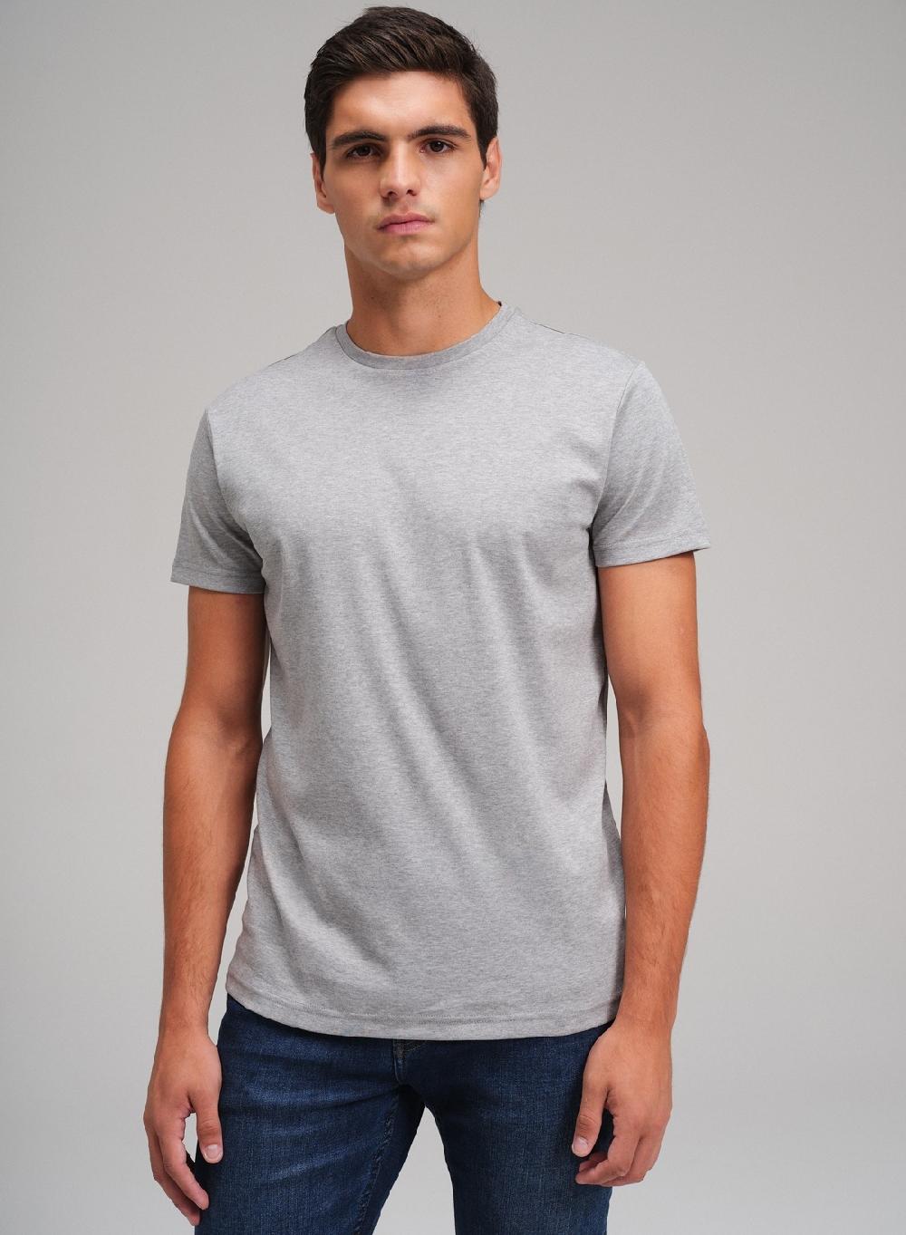 Etiqueta negra Remera cuello U liquid cotton