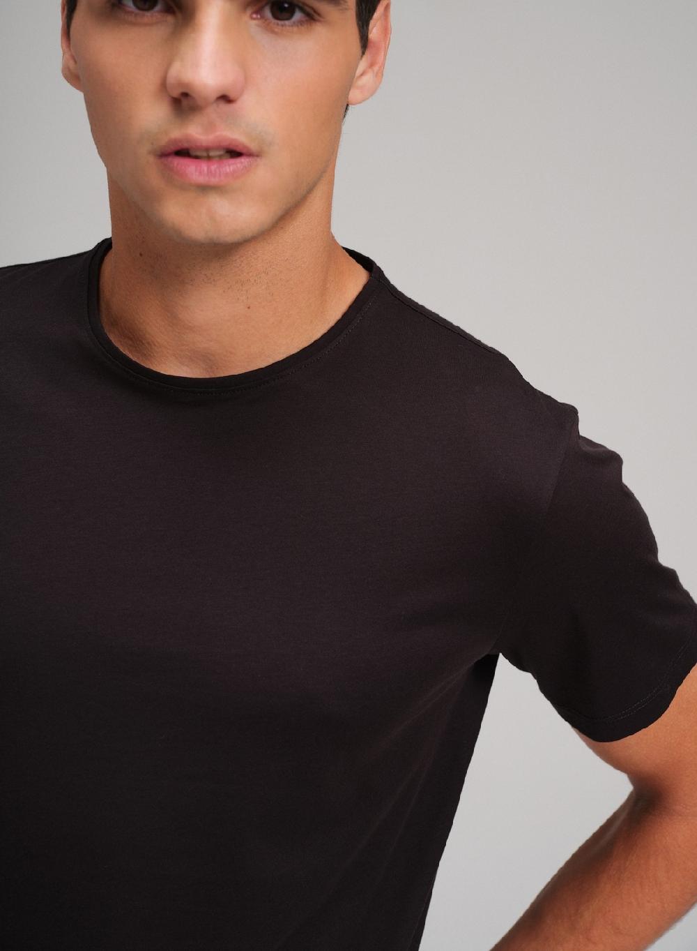 Etiqueta Negra Remera Luxury Cuello U
