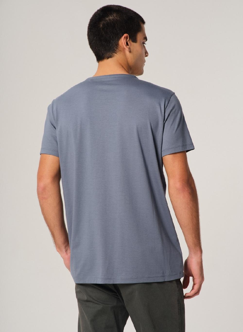 Etiqueta Negra Remera Luxury Cuello U