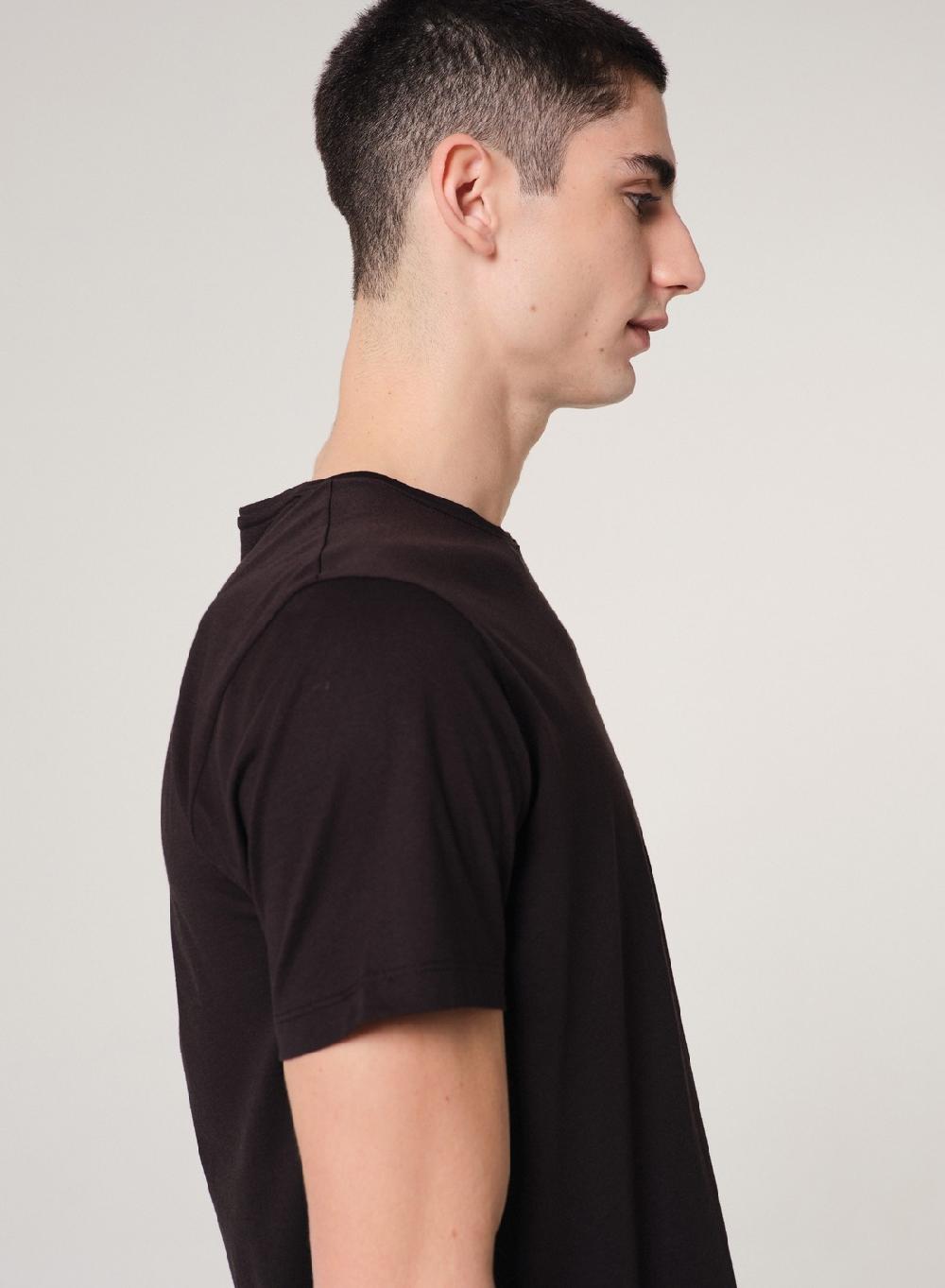 Etiqueta Negra Remera Luxury Cuello U