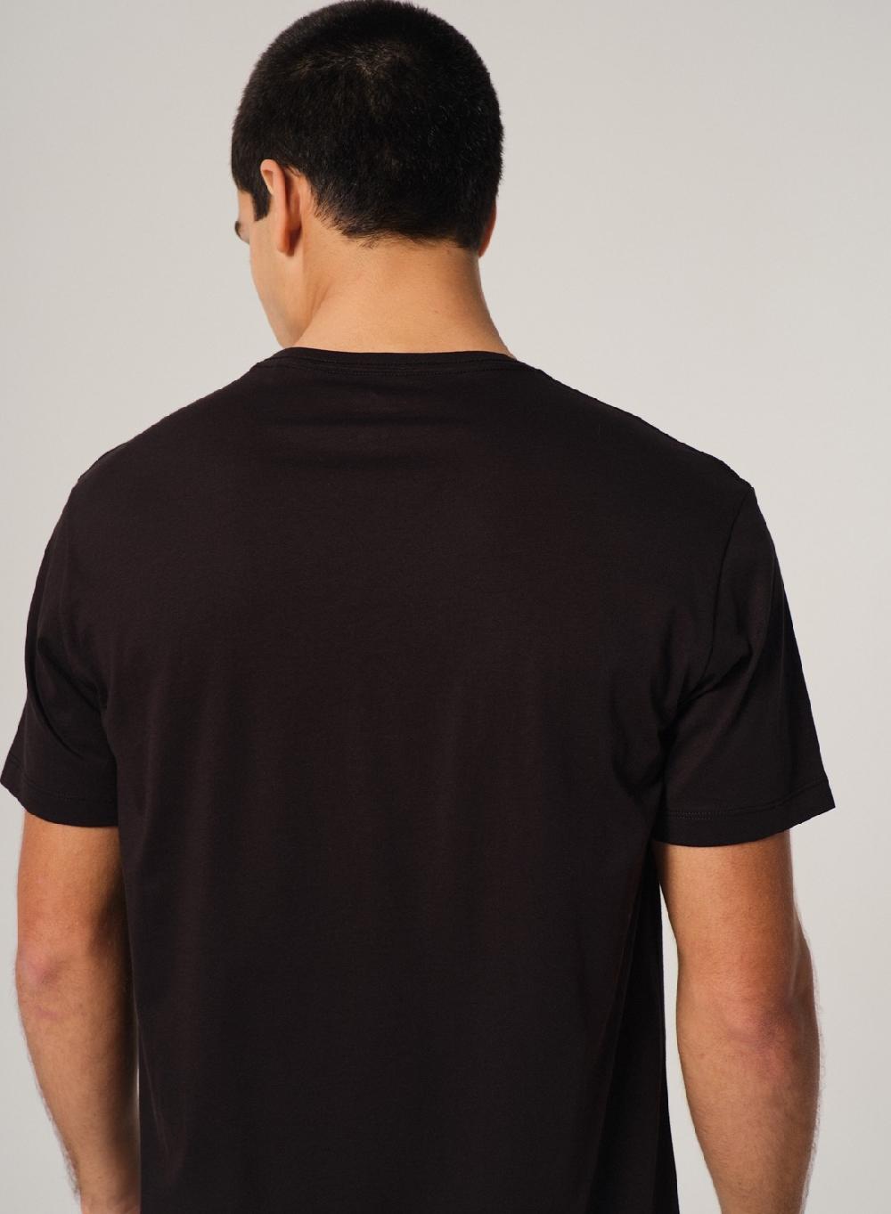 Etiqueta Negra Remera Luxury Cuello V