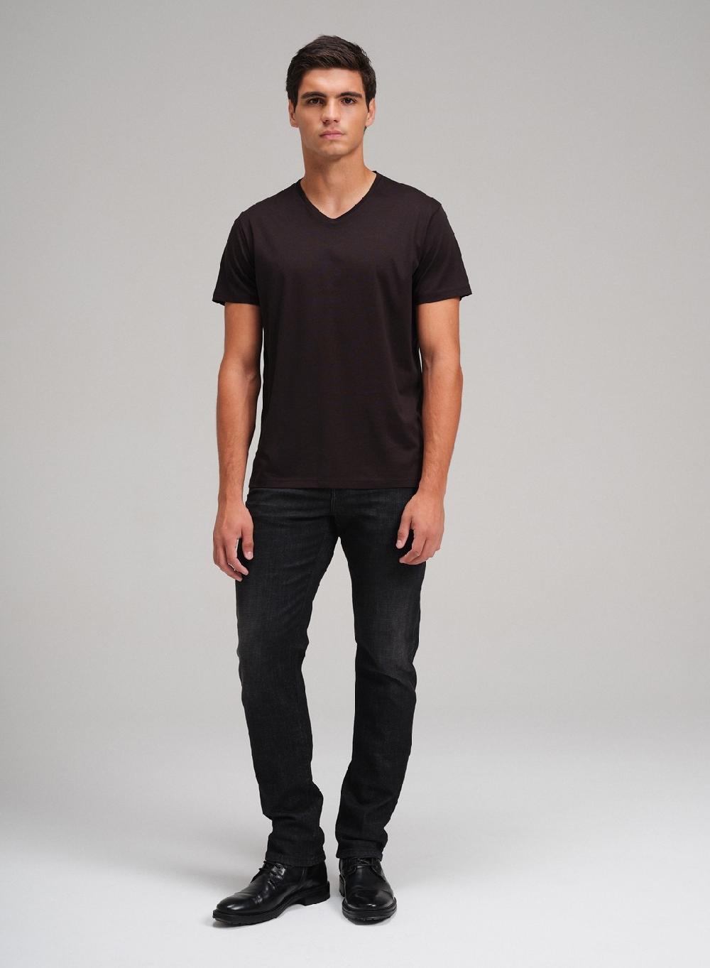 Etiqueta negra Remera luxury cuello V