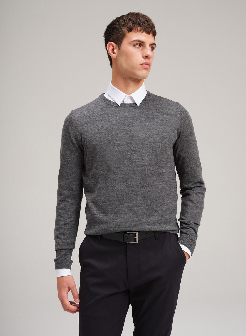 Etiqueta Negra Sweater Cuello U Merino