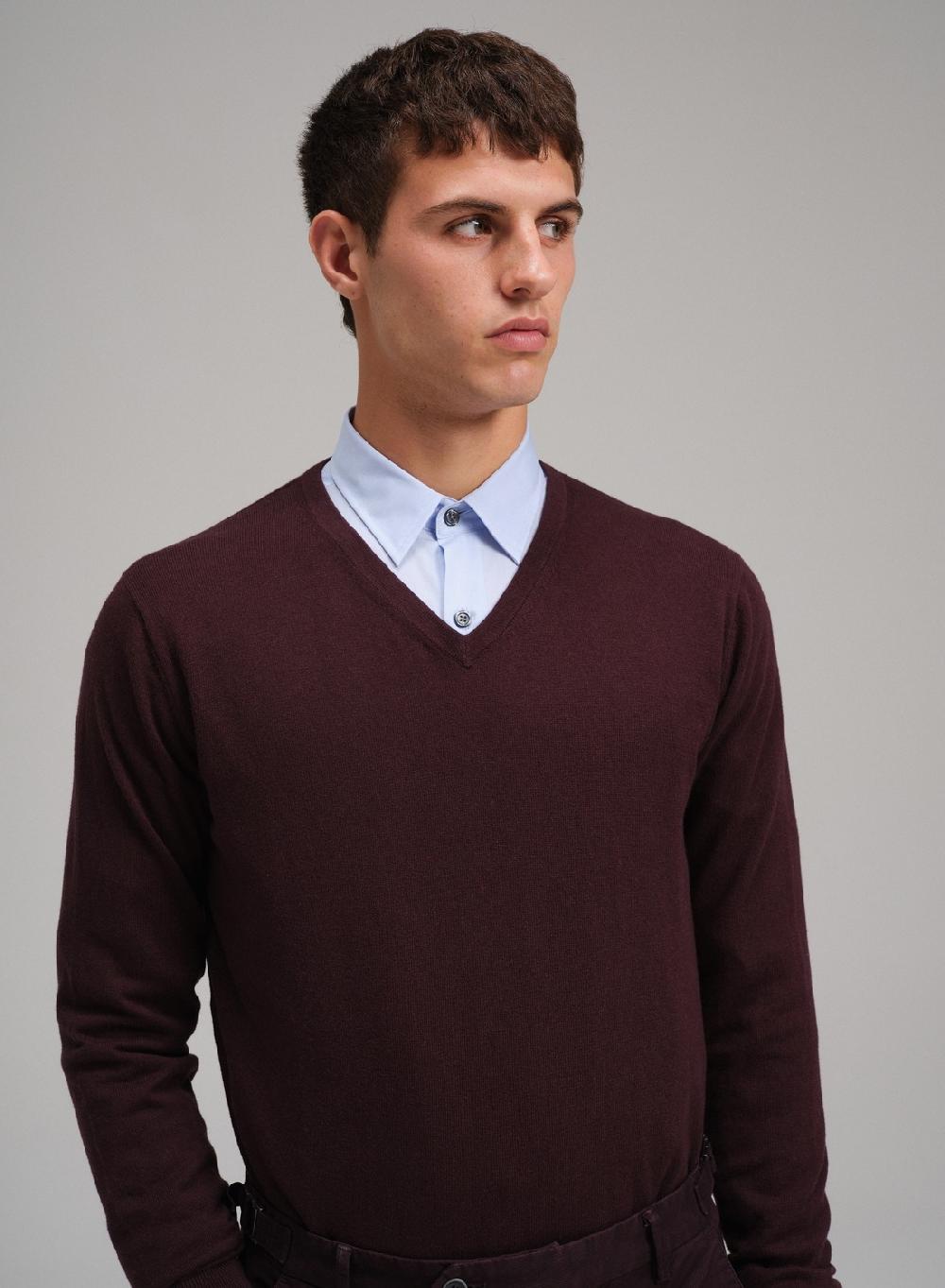 Etiqueta Negra Sweater Cuello V Algodon Cashmere