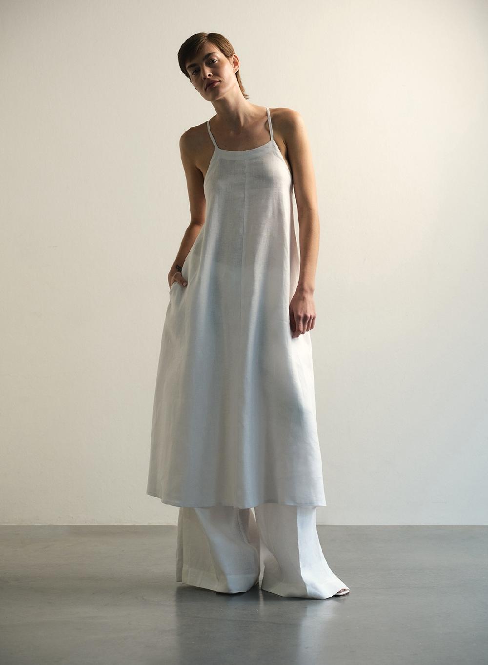 Etiqueta negra Vestido breteles lino