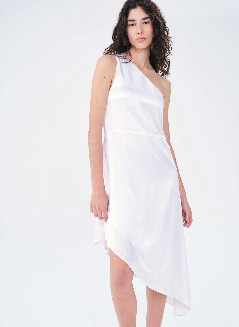 Etiqueta negra VESTIDO UN HOMBRO SEDA