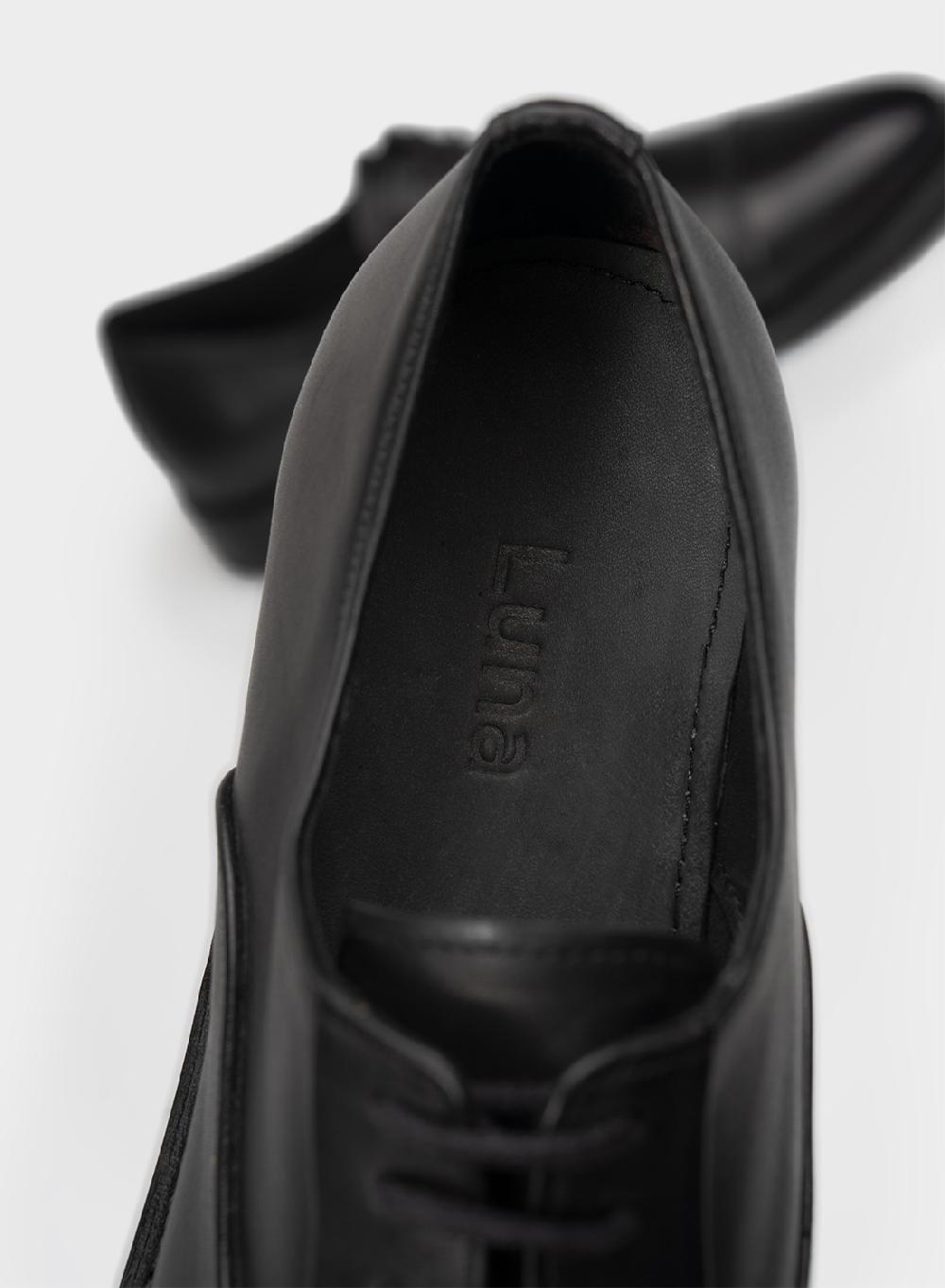 Etiqueta Negra Zapato Abotinado