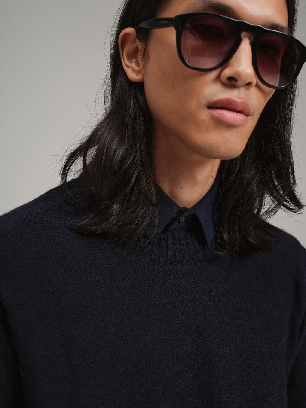 Etiqueta Negra PREVENTA - Sweater Cuello U Coderas Lana Basico