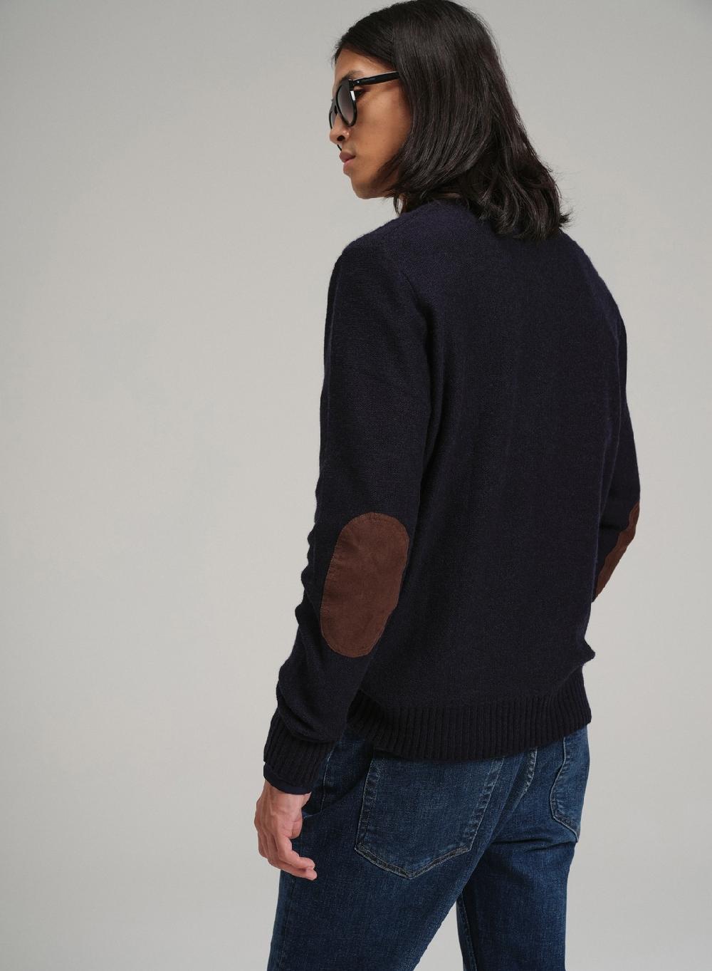 Etiqueta Negra PREVENTA - Sweater Cuello U Coderas Lana Basico