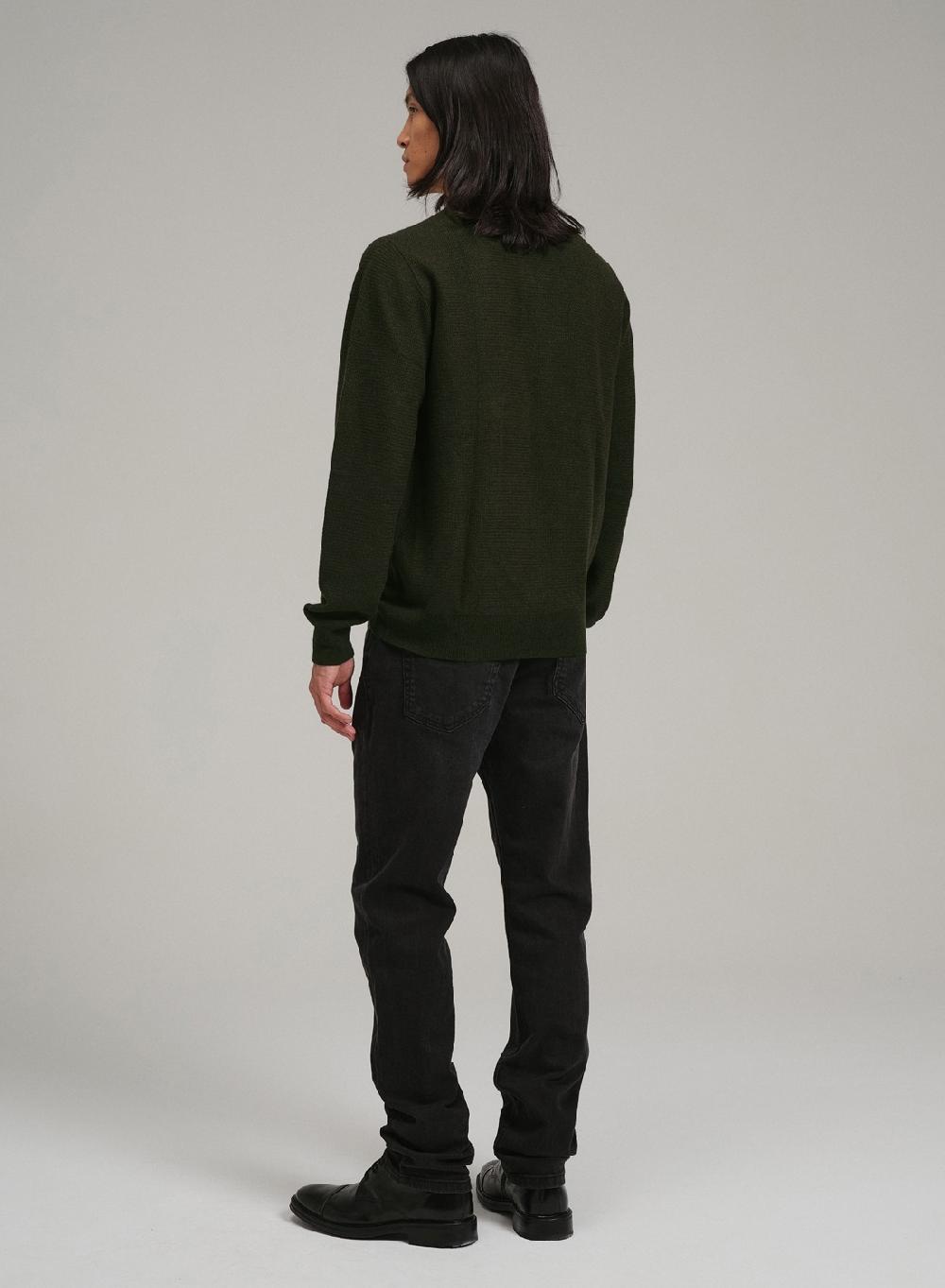 Etiqueta Negra PREVENTA - Sweater Media Polera Botones Lana Basico