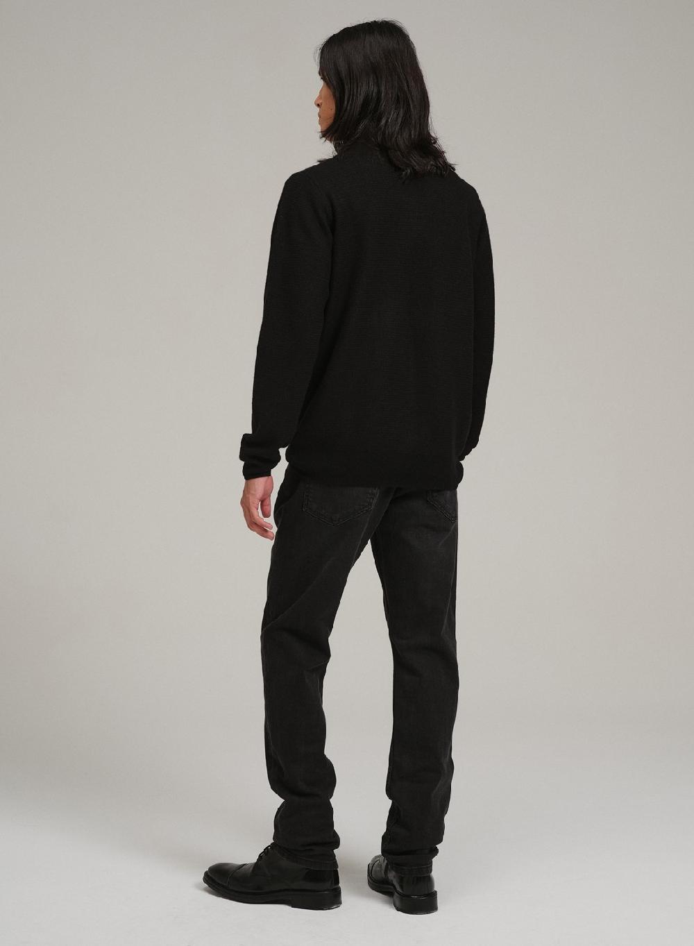 Etiqueta Negra PREVENTA - Sweater Media Polera Botones Lana Basico