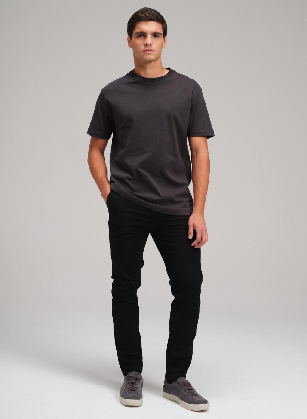 Etiqueta negra Remera cuello redondo boxy luxury touch