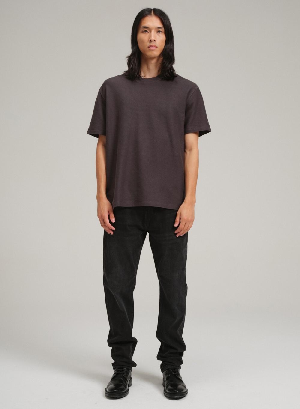 Etiqueta negra Remera cuello U french terry liviano