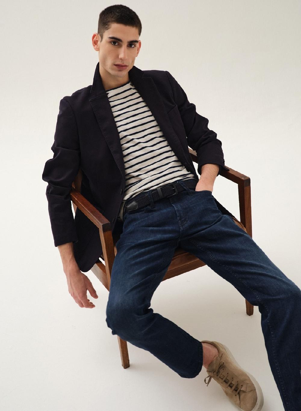 Etiqueta Negra Remera Cuello U Rayas Bolsillo Manga Corta