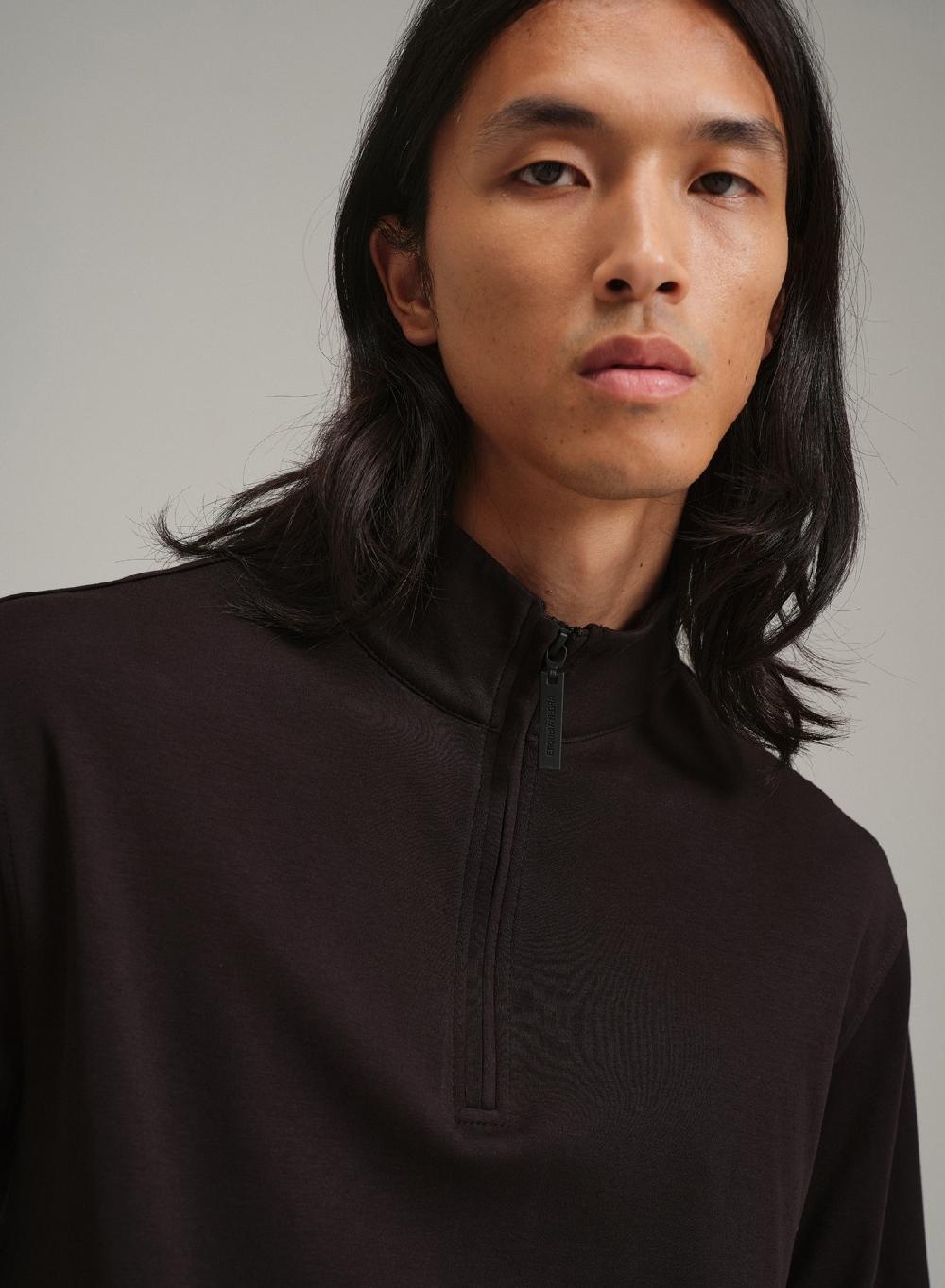 Etiqueta negra Remera media polera cierre liquid cotton