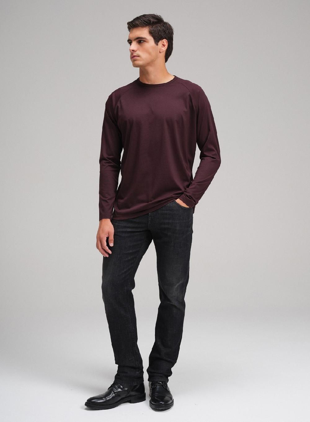 Etiqueta negra Remera raglan cuello U manga larga luxury