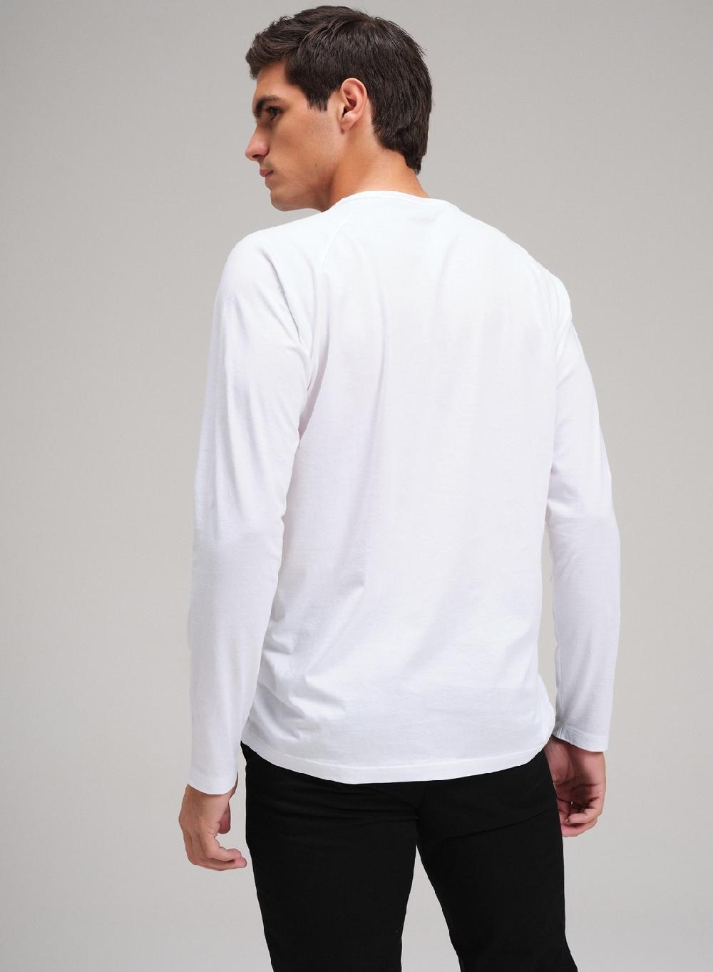 Etiqueta Negra Remera Raglan Cuello U Manga Larga Luxury