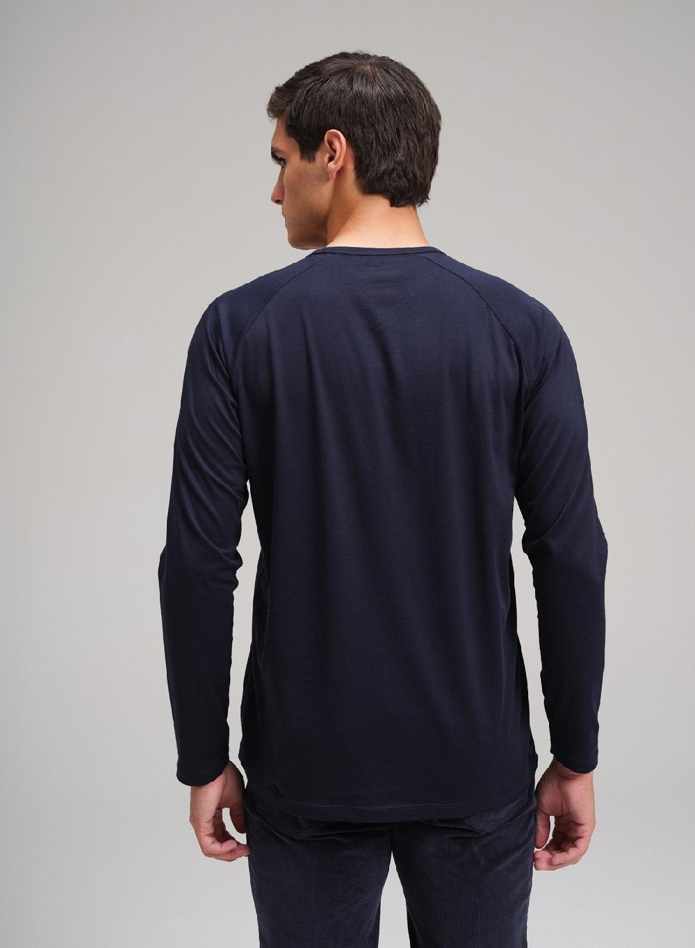 Etiqueta Negra Remera Raglan Cuello U Manga Larga Luxury