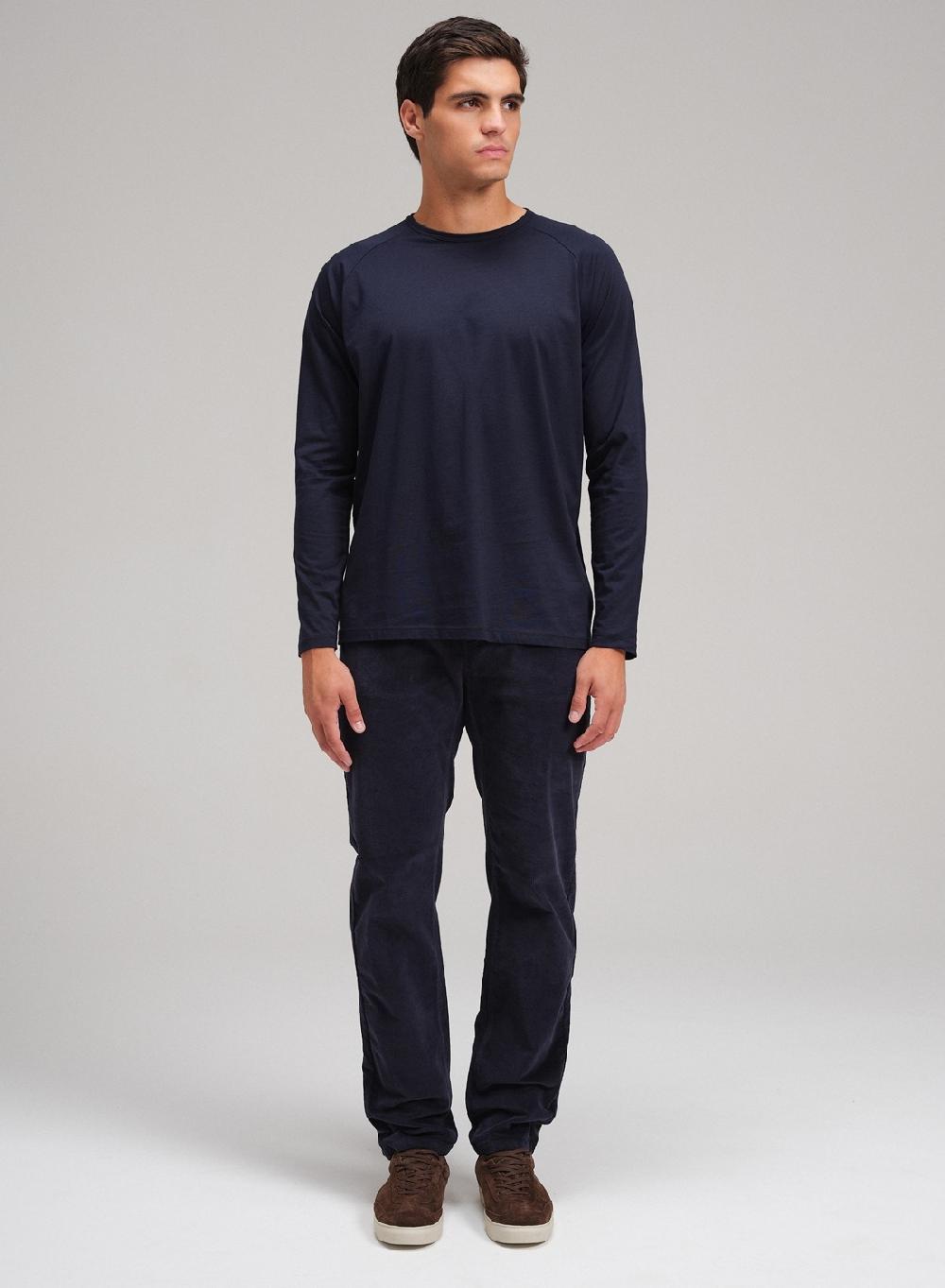 Etiqueta negra Remera raglan cuello U manga larga luxury