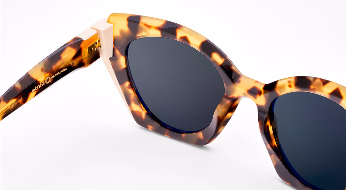 Etnia Barcelona ESCANDALO