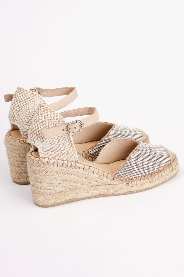 Fabiolas Alpargata Estilosa Beige