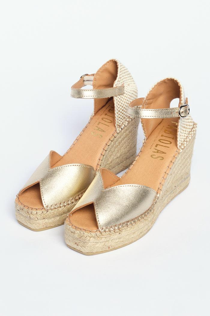 Fabiolas Sandalia Violeta Oro