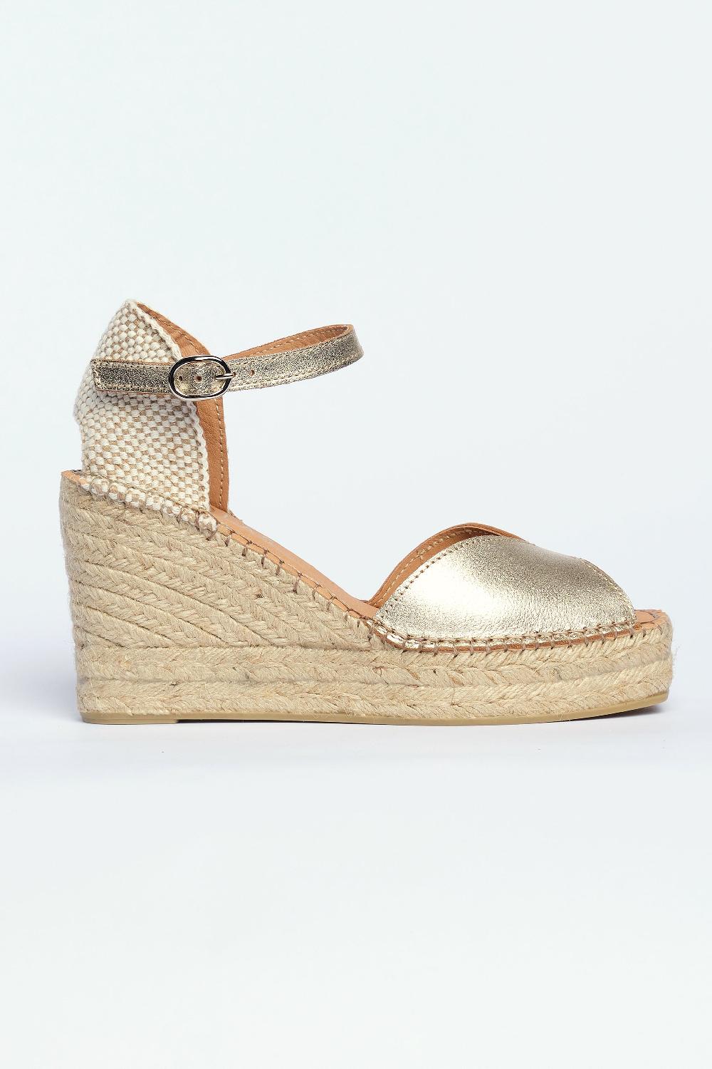 Fabiolas Sandalia Violeta Oro