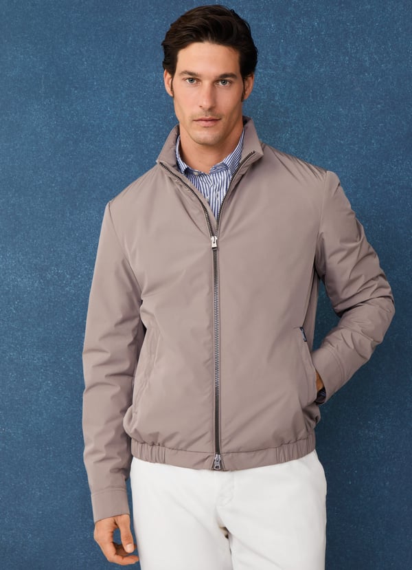 Façonnable cazadora resistente al agua