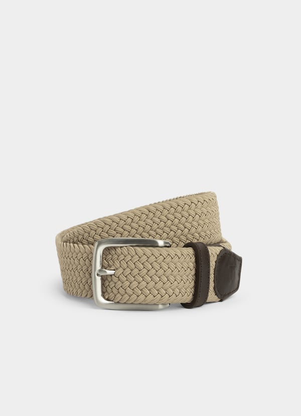 Façonnable cinturón trenzado con detalles piel