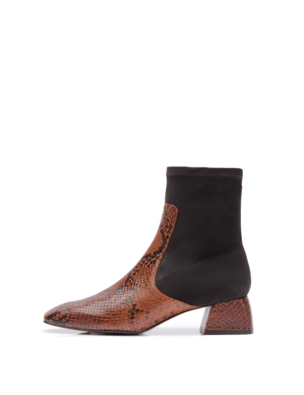 Farrutx AISHA cuero-negro