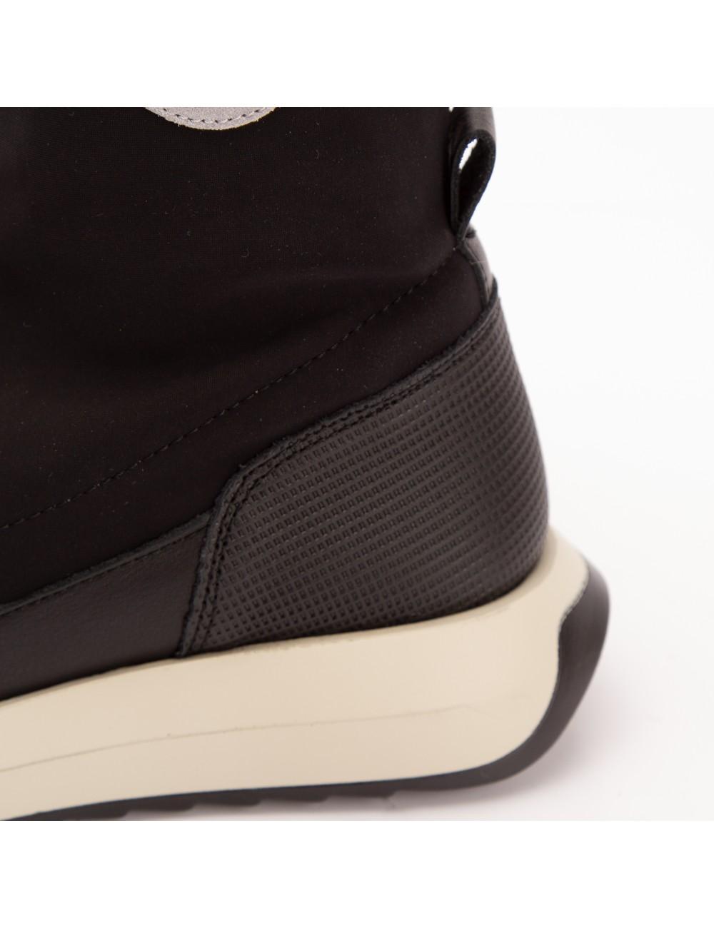 Farrutx MOE Tecno Negro - Piso Horchata