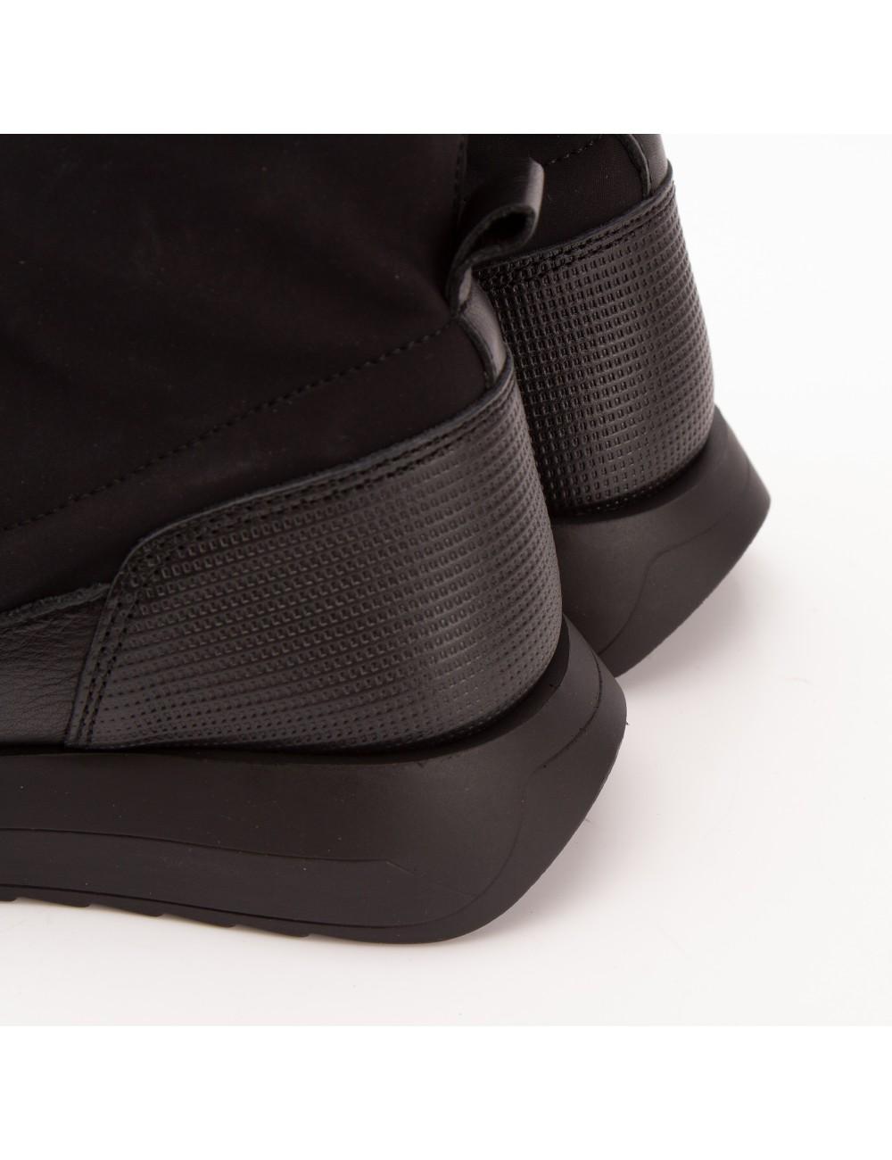 Farrutx MOE Tecno Negro - Piso Negro